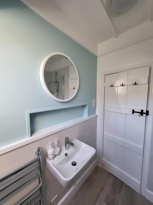 Host & Stay - Clara Cottage Bretforton Екстер'єр фото