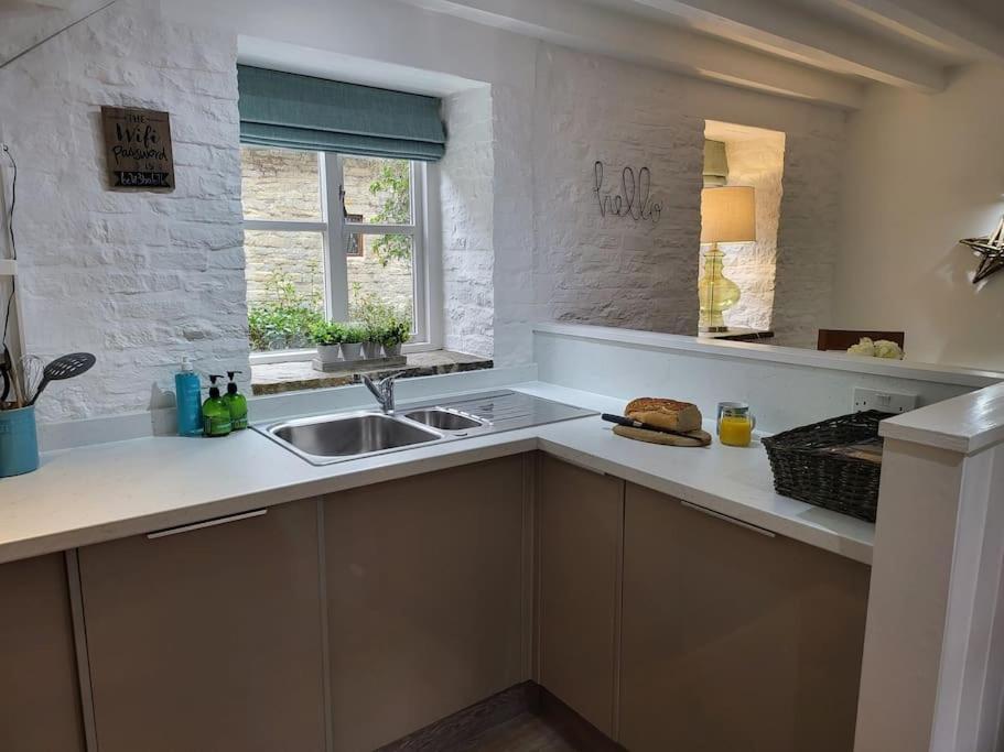 Host & Stay - Clara Cottage Bretforton Екстер'єр фото